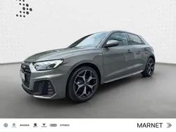 Chronosgrau metallic Neu 2024 Audi A1 Sportback S-Line Kleinwagen | 33.990 € (Etwas zu teuer)