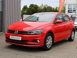 Rot Gebraucht 2019 VW Polo Comfortline Limousine | 12.900 € (Fairer Preis)