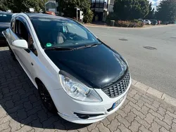 Weiß Gebraucht 2010 Opel Corsa OPC Limousine | 2.200 € (Guter Preis)