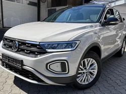 Grau Gebraucht 2024 VW T-Roc Life SUV | 29.631 € (Fairer Preis)