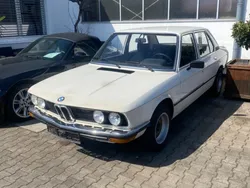 Weiß Gebraucht 1975 BMW 525 Limousine | 12.800 €