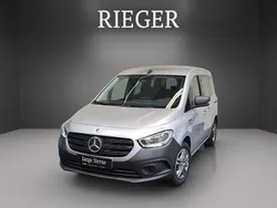 Silver metallic Gebraucht 2024 Mercedes eCitan Progressive Kombi | 23.739 € (Superpreis)
