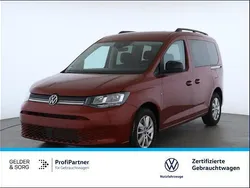 Fortanarot metallic Gebraucht 2023 VW Caddy Life Van / Kleinbus | 30.990 € (Fairer Preis)