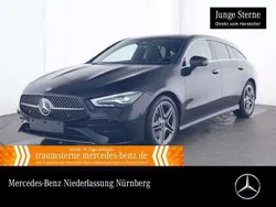 Schwarz Gebraucht 2024 Mercedes CLA200 Premium Limousine | 35.990 € (Guter Preis)
