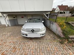 Grau Gebraucht 2008 Mercedes 220 Avantgarde Limousine | 5.999 €