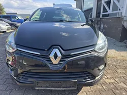 Schwarz Gebraucht 2019 Renault Clio IV LIMITED Limousine | 4.650 €