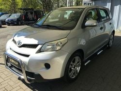 Silver mica metallic Gebraucht 2010 Toyota Urban Cruiser SUV | 9.980 € (Teuer)