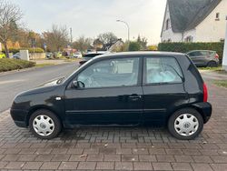 Schwarz Gebraucht 2000 VW Lupo Kleinwagen | 900 € (Etwas zu teuer)