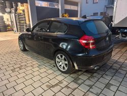 Schwarz Gebraucht 2009 BMW 120 Kleinwagen | 3.400 € (Fairer Preis)