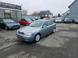 Silber Gebraucht 2003 Opel Astra Limousine | 2.490 € (Etwas zu teuer)