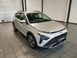 Silber Gebraucht 2022 Hyundai Bayon Intro Edition SUV | 17.990 €