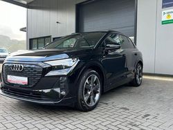 Schwarz Gebraucht 2021 Audi Q4 e-tron S-Line SUV | 30.790 € (Fairer Preis)