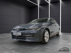 Grau Neu 2025 VW Golf VIII Style Limousine | 37.672 € (Etwas zu teuer)