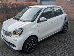 Weiß Gebraucht 2017 Smart ForFour Prime Kleinwagen | 8.500 € (Fairer Preis)