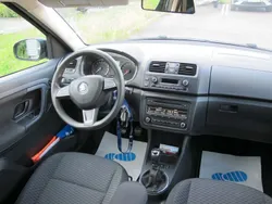 Schwarz Gebraucht 2015 Skoda Roomster Ambition Kombi | 2.999 € (Guter Preis)