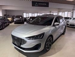 Grau Gebraucht 2023 Ford Focus Titanium X Kombi | 20.990 € (Fairer Preis)