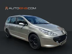 Grau Gebraucht 2006 Peugeot 307 Tendance Kombi | 2.888 € (Etwas zu teuer)
