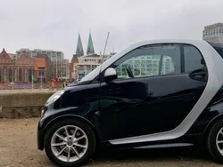 Schwarz Gebraucht 2012 Smart ForTwo Coupé Passion Coupé | 4.990 € (Fairer Preis)