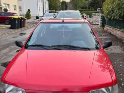Rot Gebraucht 1995 Peugeot 106 Kleinwagen | 500 €