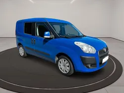 Blau Gebraucht 2012 Fiat Doblò Van / Kleinbus | 6.770 € (Fairer Preis)