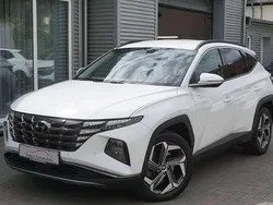 Polar white / sol Gebraucht 2022 Hyundai Tucson Trend SUV | 23.970 € (Guter Preis)