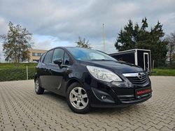 Schwarz Gebraucht 2011 Opel Meriva Design Edition Van / Kleinbus | 3.500 € (Guter Preis)