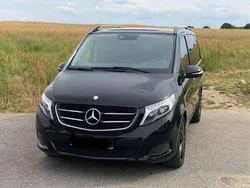 Schwarz Gebraucht 2015 Mercedes V220 Edition Van / Kleinbus | 22.000 € (Fairer Preis)
