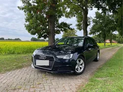 Blau Gebraucht 2017 Audi A4 Performance Kombi | 15.800 € (Fairer Preis)