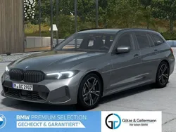 Skyscraper grau Gebraucht 2024 BMW 330e M Sport Kombi | 46.940 € (Fairer Preis)