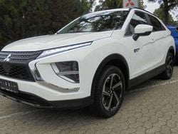 Andenweiß Gebraucht 2021 Mitsubishi Eclipse Cross Basis SUV | 22.890 € (Guter Preis)