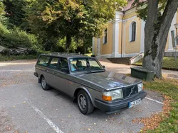 Grau Gebraucht 1984 Volvo 240 Kombi | 11.900 €