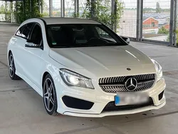 Weiß Gebraucht 2015 Mercedes 200 AMG Kombi | 13.999 €
