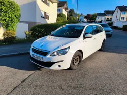 Weiß Gebraucht 2015 Peugeot 308 Business-Line Kombi | 5.450 € (Fairer Preis)