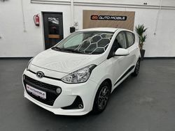 Weiß Gebraucht 2017 Hyundai i10 Trend Kleinwagen | 9.600 € (Fairer Preis)