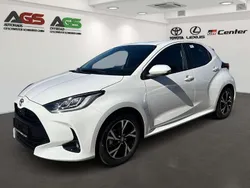 Weiss Neu 2025 Toyota Yaris Hybrid Comfort Kleinwagen | 25.590 € (Fairer Preis)