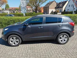 Grau Gebraucht 2012 Kia Sportage SUV | 8.490 € (Guter Preis)