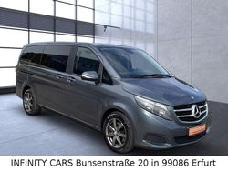 Grau Gebraucht 2016 Mercedes V200 Van / Kleinbus | 17.990 €
