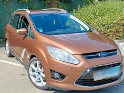 Braun Gebraucht 2014 Ford Grand C-Max Titanium Van / Kleinbus | 12.499 €