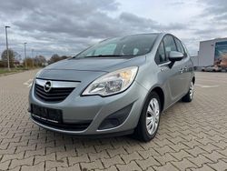 Silber Gebraucht 2012 Opel Meriva Edition Van / Kleinbus | 5.200 € (Fairer Preis)