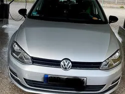 Grau Gebraucht 2015 VW Golf VII Kombi | 10.950 € (Fairer Preis)