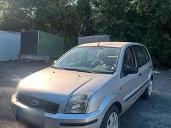 Silber Gebraucht 2004 Ford Fusion Kleinwagen | 330 € (Superpreis)