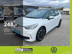 Gletscherweiß metallic / grau Gebraucht 2024 VW ID.3 Pro Kleinwagen | 28.560 € (Superpreis)