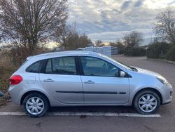 Silber Gebraucht 2008 Renault Clio GrandTour Dynamique Kombi | 2.900 € (Fairer Preis)
