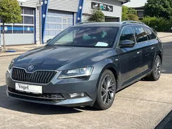 Grau Gebraucht 2018 Skoda Superb LAURIN & KLEMENT Kombi | 17.950 € (Guter Preis)