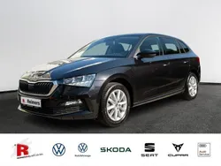 Schwarz Gebraucht 2020 Skoda Scala Ambition Kleinwagen | 16.979 € (Fairer Preis)