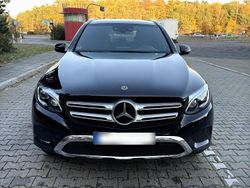 Schwarz Gebraucht 2017 Mercedes GLC250 SUV | 28.700 € (Etwas zu teuer)