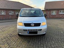 Silber Gebraucht 2009 VW Caravelle Van / Kleinbus | 6.495 €