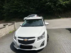 Weiß Gebraucht 2013 Chevrolet Cruze LTZ Kombi | 4.100 € (Guter Preis)
