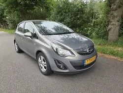 Braun Gebraucht 2014 Opel Corsa Business Limousine | 3.150 € (Teuer)