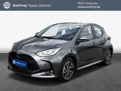 Marlingrau metallic Gebraucht 2023 Toyota Yaris Hybrid Basis Limousine | 19.990 € (Guter Preis)